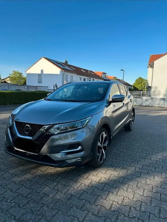 Main__Slider__Photo:Nissan Qashqai 2018 BOSE 360 Kamera Mermo... 12/2018-0