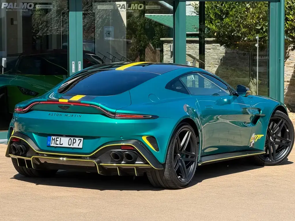 Main__Slider__Photo:Aston Martin V8 Vantage / CARBON / VOLL / NP 270 T€ / TRAUM! 06/2024-1