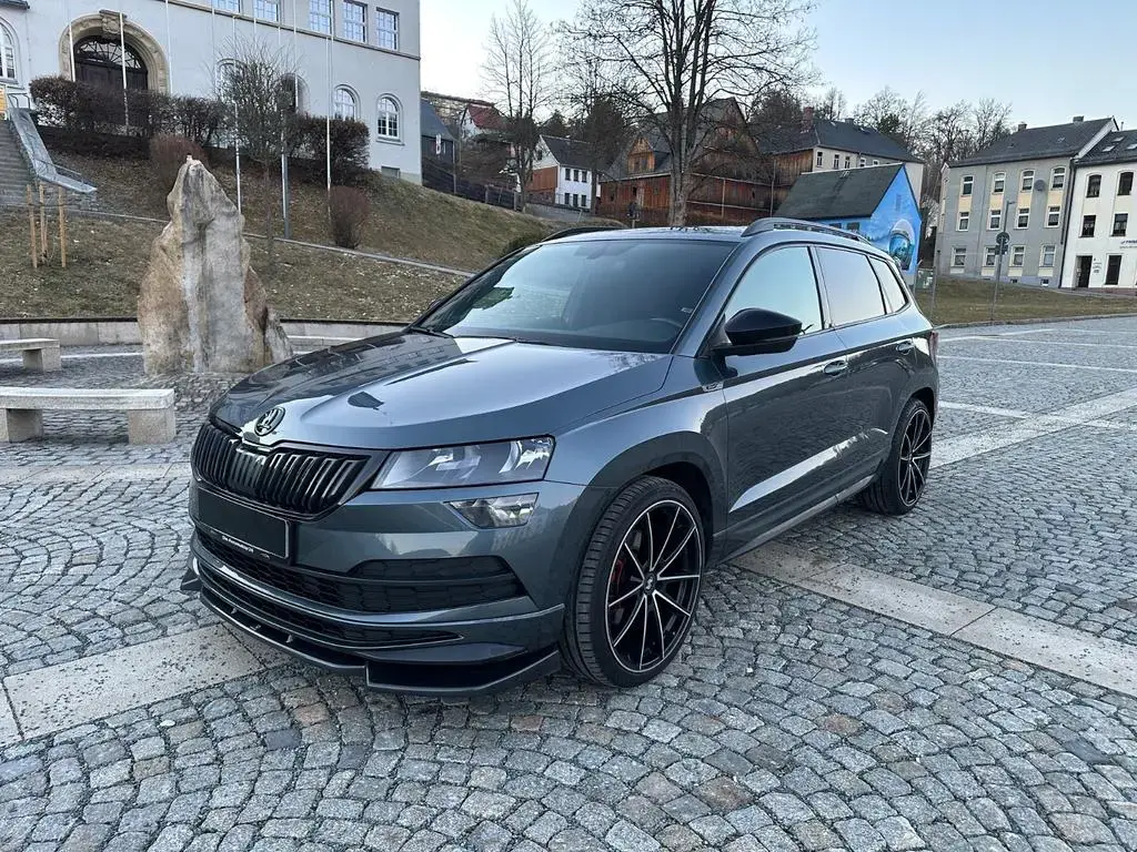 Main__Slider__Photo:Skoda Karoq 1.5l TSI ABT DSG SPORTLINE SR 20 Alu WR 19 10/2020-1