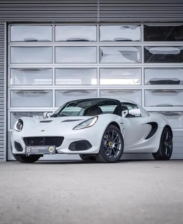 Main__Slider__Photo:Lotus Elise SPORT 240 Final Edition 05/2021-0