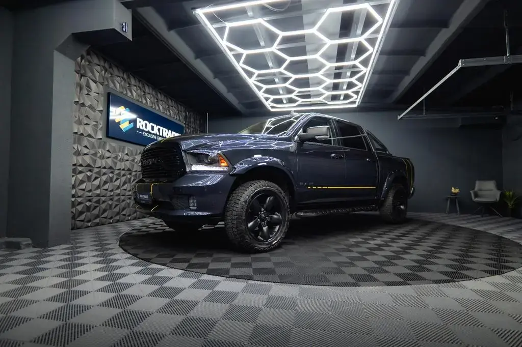 Main__Slider__Photo:Dodge RAM 5.7 V8 HEMI 4x4 OFFROAD Night-Paket *LED*AHK 05/2018-1