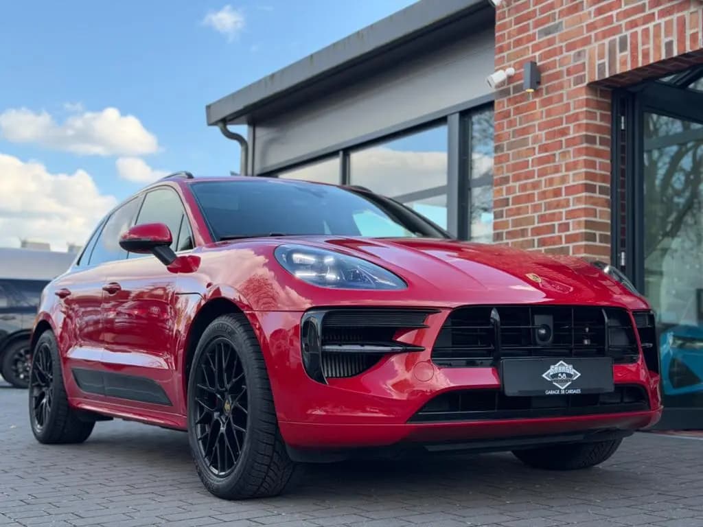 Main__Slider__Photo:Porsche Macan GTS/Chrono/Sport-Aga/Pano/Ahk/Approved/Led 06/2021-0