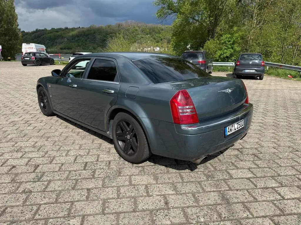 Main__Slider__Photo:Chrysler 300C 3.5 V6 183kW Benzin TÜV neu ... 07/2004-1