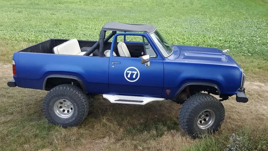 Main__Slider__Photo:Dodge Ramcharger H-Zulassung 07/1977-0