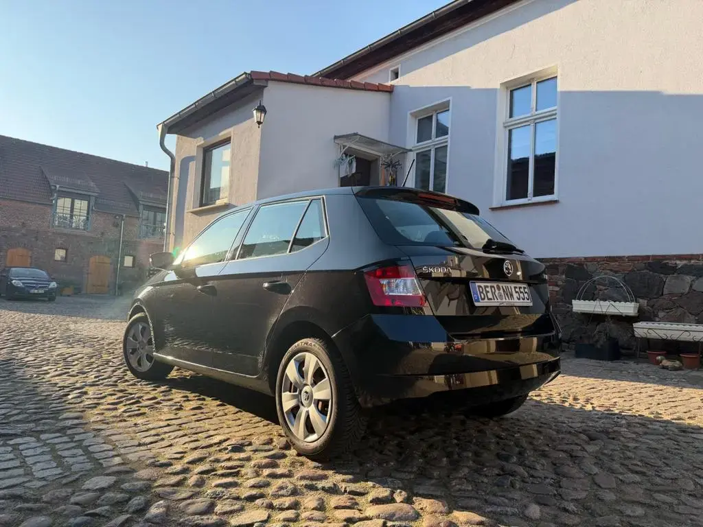 Main__Slider__Photo:Skoda Fabia 1.0l TSI DSG 81kW Ambition Ambition 08/2018-1
