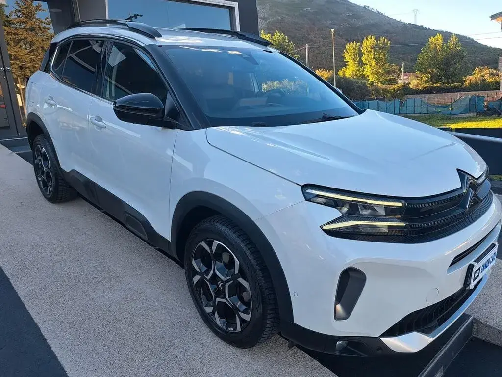 Main__Slider__Photo:Citroën C5 Aircross CITROEN C5 AIRCROSS 1.5 BLUEHDI 130 CV EAT SHINE 01/2023-1