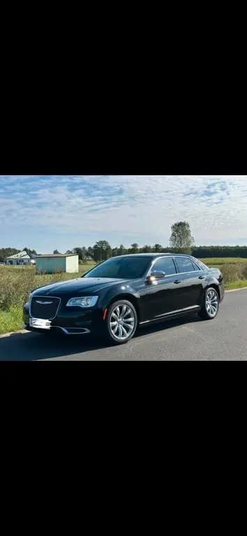 Main__Slider__Photo:Chrysler 300 c 2019 3.6 49tys km 10/2019-0