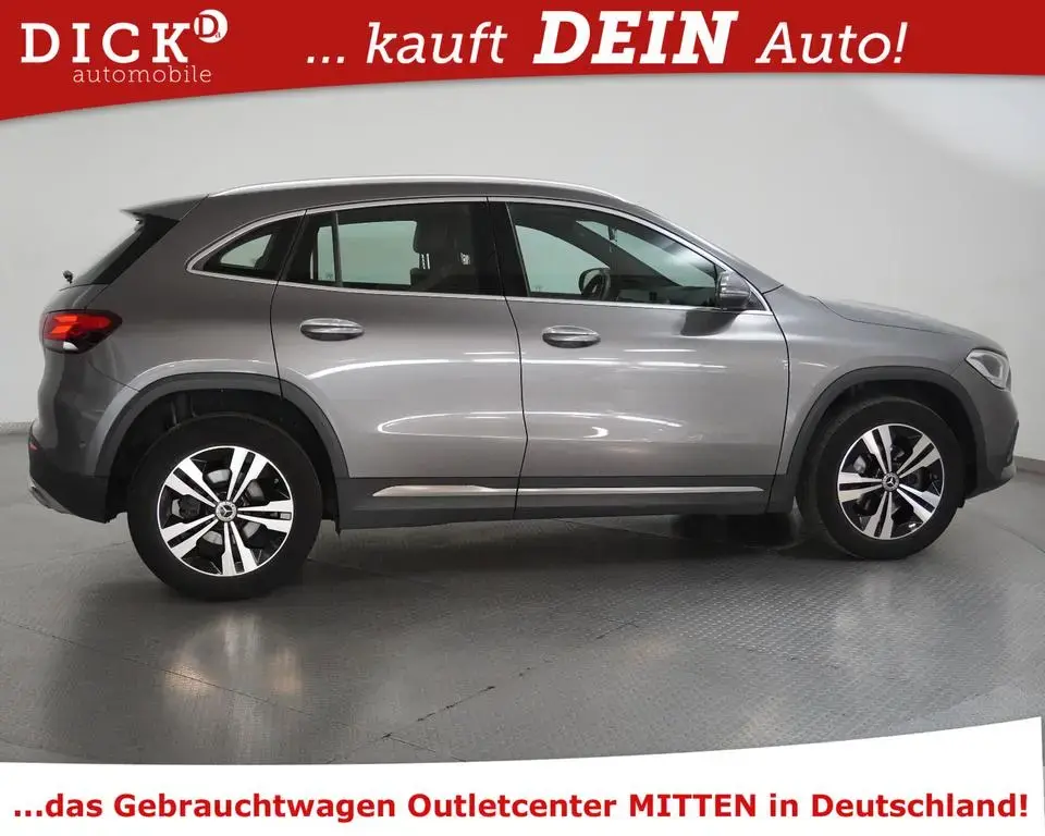 Main__Slider__Photo:Mercedes-Benz GLA 180 GLA180 Progress NAVI+KAMERA+LEDER+SHZ+TEMP+WIDES 05/2022-1