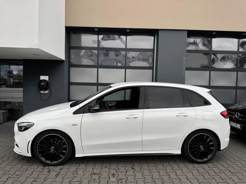 Main__Slider__Photo:Mercedes-Benz B-Class 180 AMG Line/Edition LED/NIGHT/MBUX/KAMERA/19" 08/2021-1