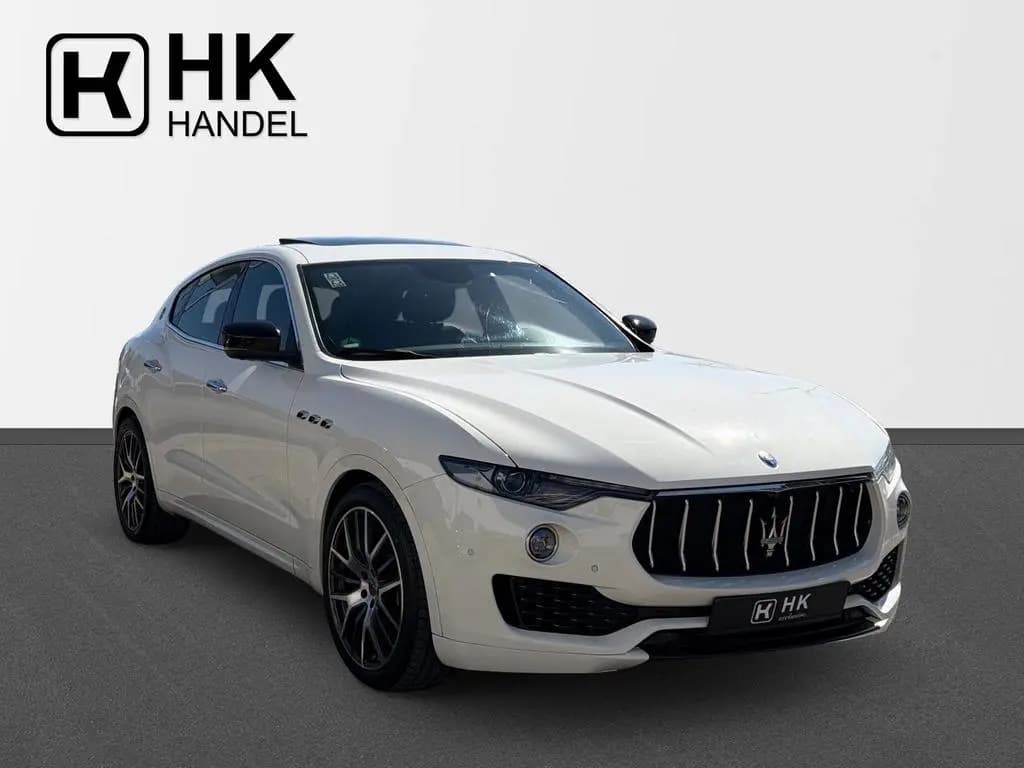 Main__Slider__Photo:Maserati Levante S *Wenig KM *Top 07/2017-0