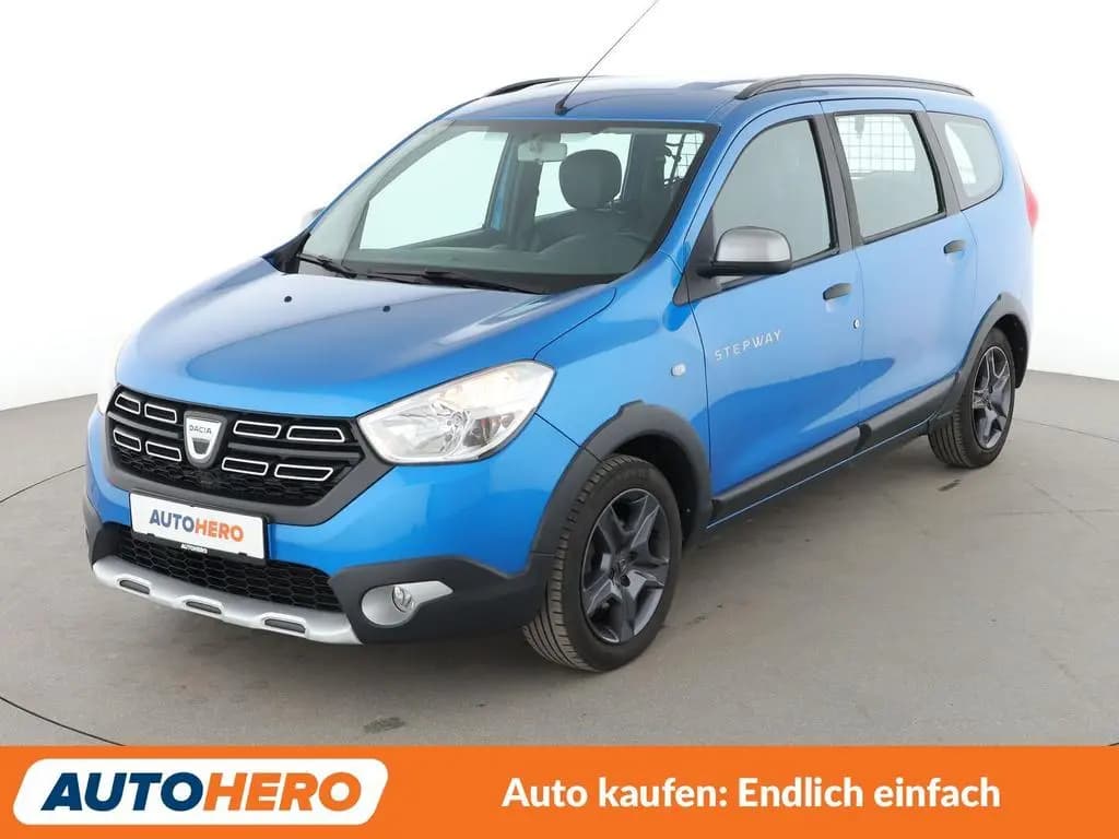 Main__Slider__Photo:Dacia Lodgy 1.2 TCe Stepway Celebration*NAVI*PDC*SHZ* 05/2017-0