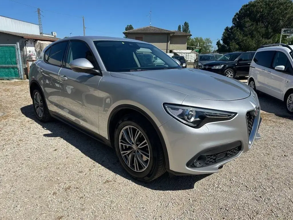 Main__Slider__Photo:Alfa Romeo Stelvio ALFA ROMEO STELVIO 2.2 DIESEL BUSINESS 03/2021-1