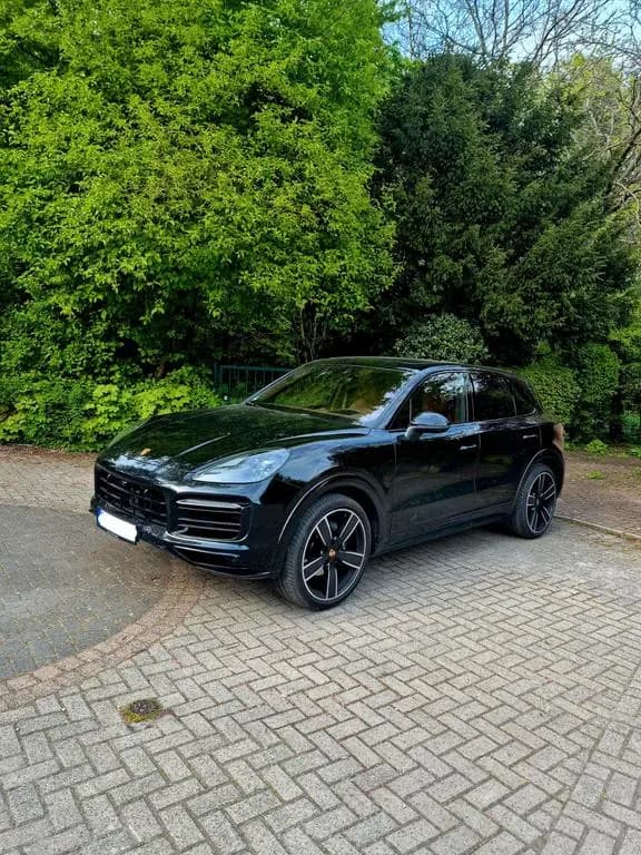 Main__Slider__Photo:Porsche Cayenne 3.0 V6 Platinum Edition Tiptronic Pl... 03/2023-0