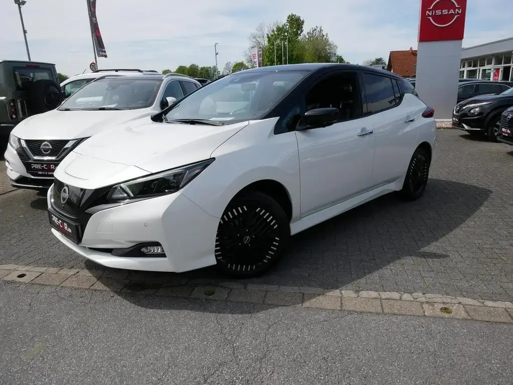 Main__Slider__Photo:Nissan Leaf e+ Tekna 62KWH Bose Auto Kamera Navi Leder 01/2024-1