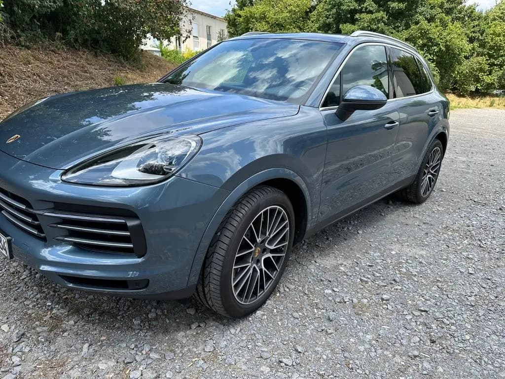 Main__Slider__Photo:Porsche Cayenne Luft Pano 90l Servol. Standhzg. 07/2018-0