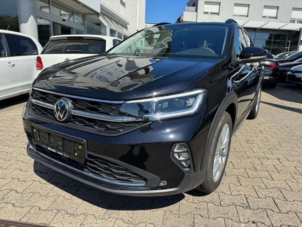 Main__Slider__Photo:Volkswagen Taigo 1.0 TSI DSG Life -IQLight-AppConnect-17"LM 05/2025-0