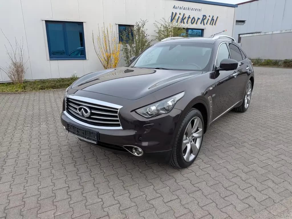 Main__Slider__Photo:Infiniti QX70 3.0 d GT aus 2. Hand 09/2015-0