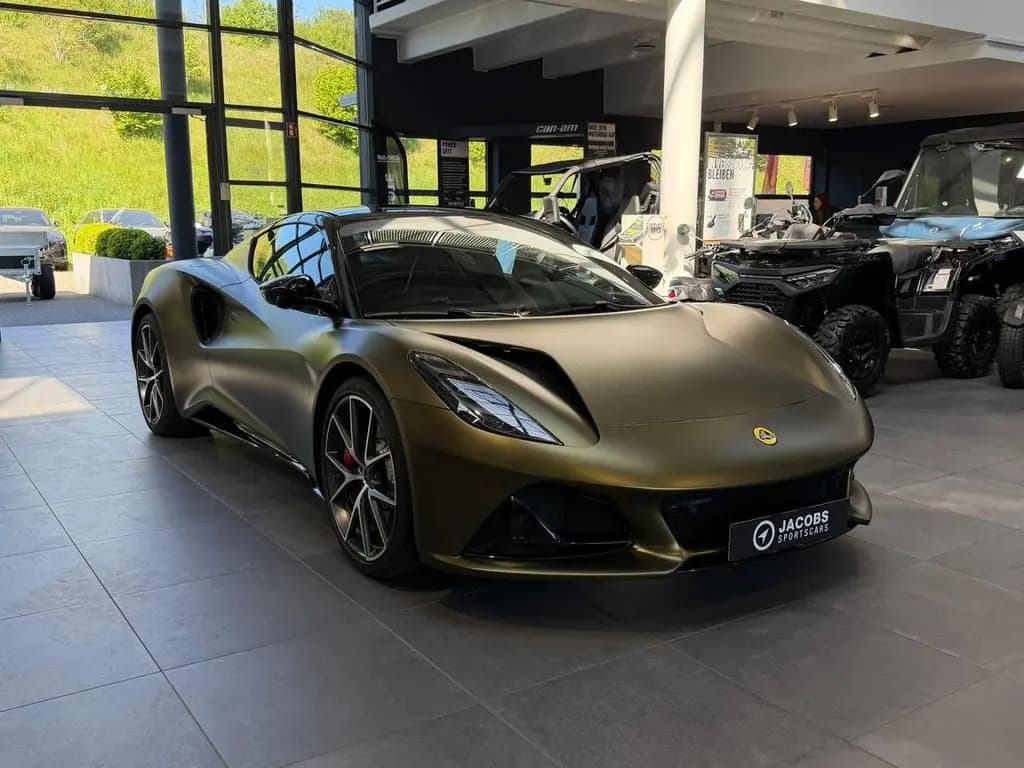 Main__Slider__Photo:Lotus Emira First Edition Navi LED Einparkhilfe 04/2025-0