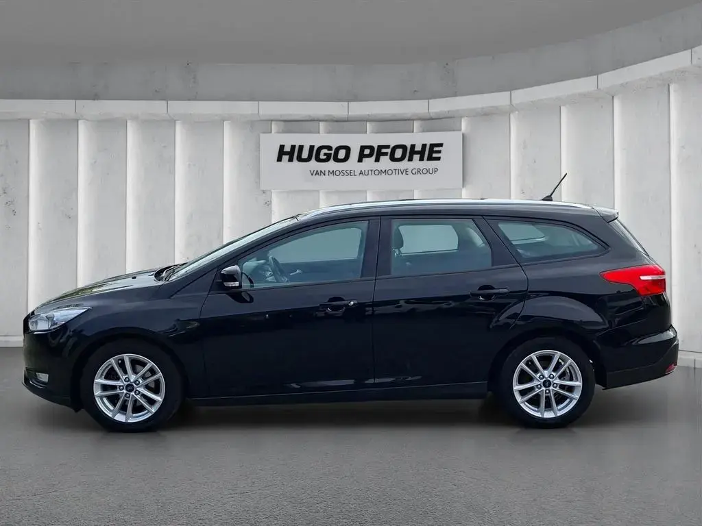Main__Slider__Photo:Ford Focus Business Edt. Turnier 1.0 EB AHK | SHZ | L 12/2017-1