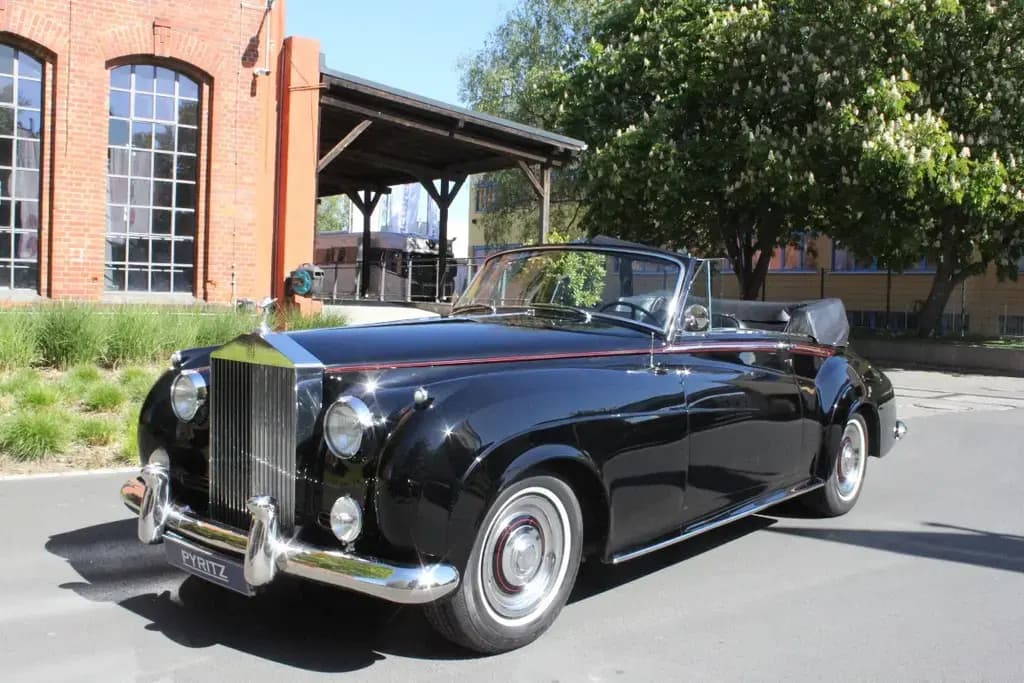 Main__Slider__Photo:Rolls-Royce Silver Cloud II 07/1961-0