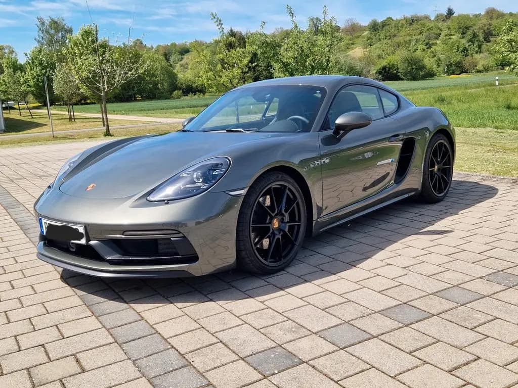 Main__Slider__Photo:Porsche Cayman GTS 4.0 02/2024-0