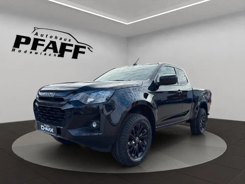 Main__Slider__Photo:Isuzu D-Max Space Cab 4x4 LS | VIELE EXTRAS | TOP 04/2026-0