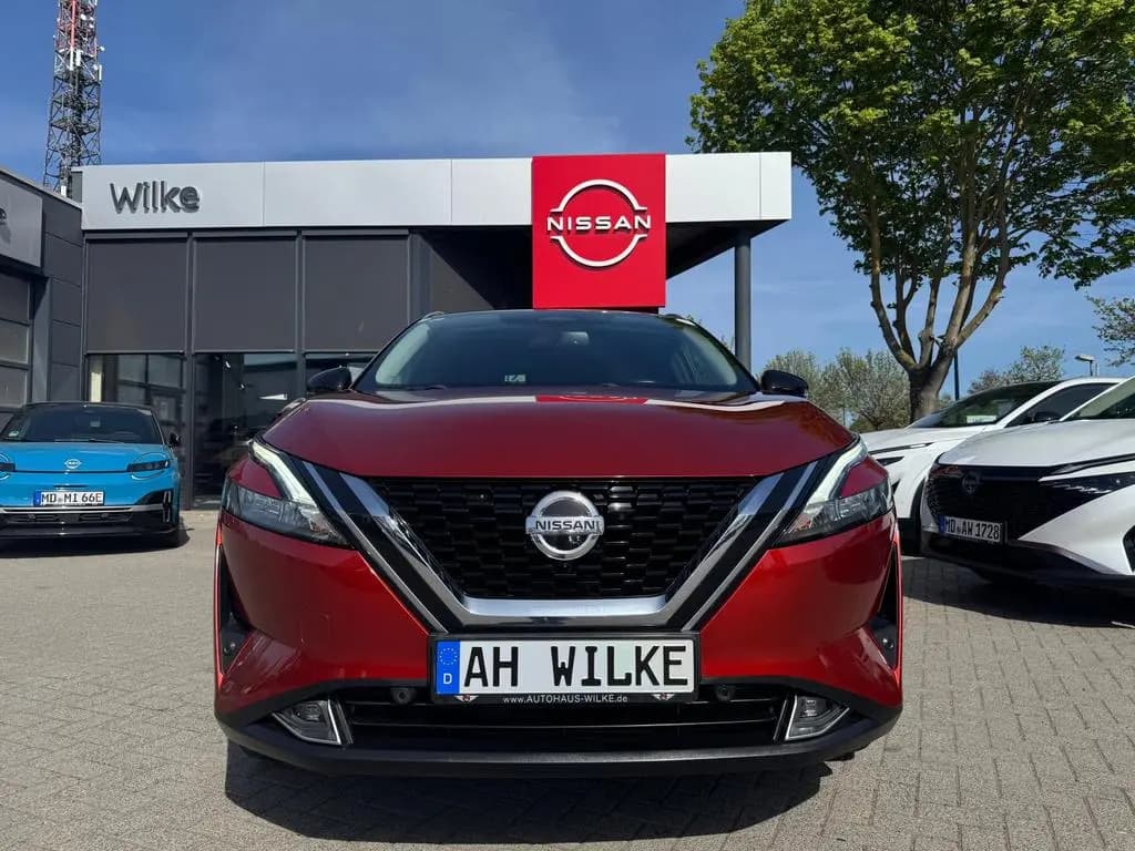 Main__Slider__Photo:Nissan Qashqai 1.3 DIG-T MHEV N-Connecta/WINTER/360°/NA 04/2022-0