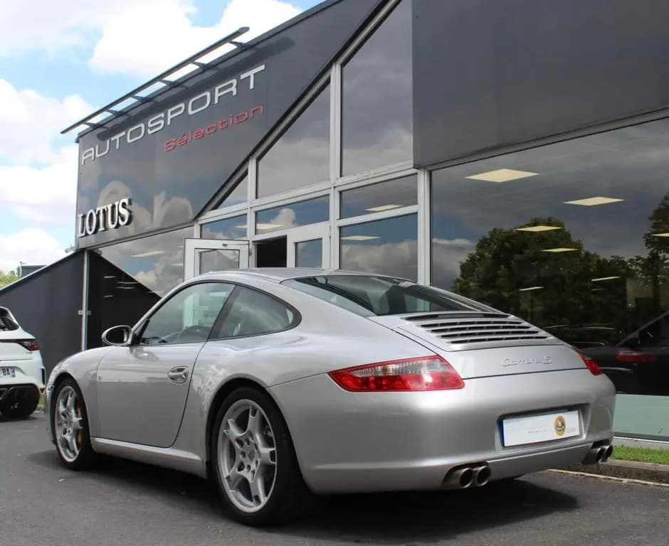 Main__Slider__Photo:Porsche 911 Carrera S Coupe 08/2005-0
