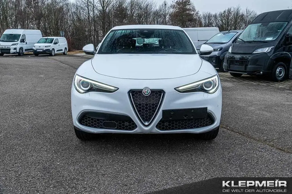 Main__Slider__Photo:Alfa Romeo Stelvio Ti 2.0 Turbo 16V 206kW (280 PS) AT8 - 07/2022-1
