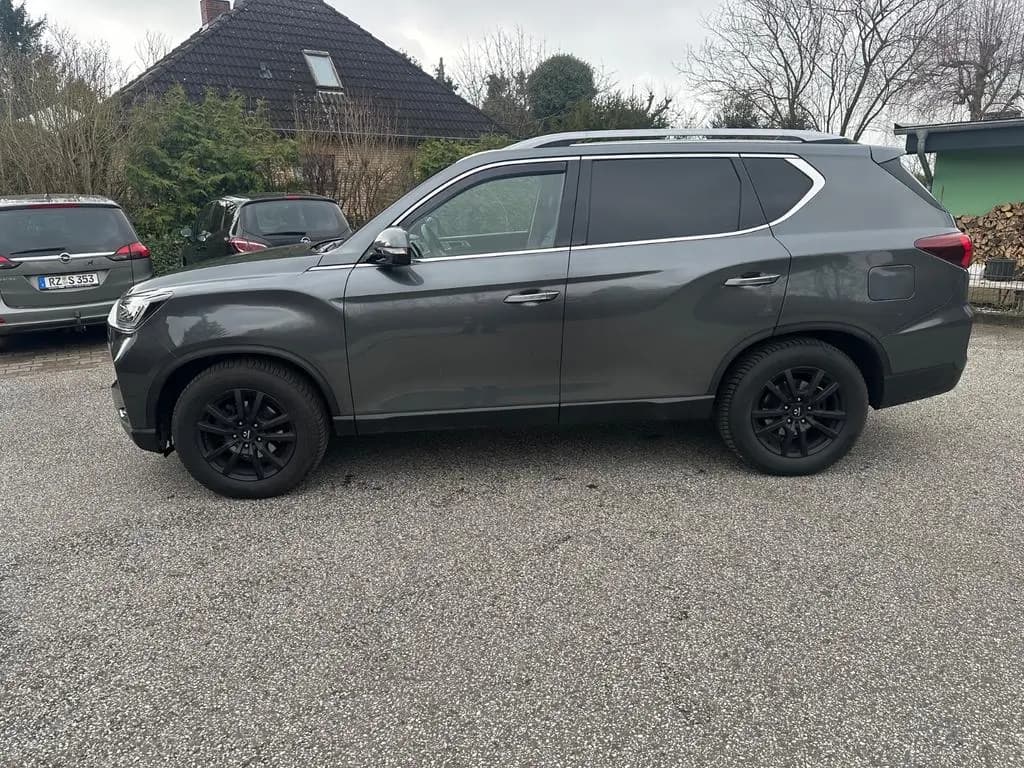 Main__Slider__Photo:Ssangyong Rexton 2.2 Diesel e-XDi 220 Sapphire 4WD AT ... 03/2023-0