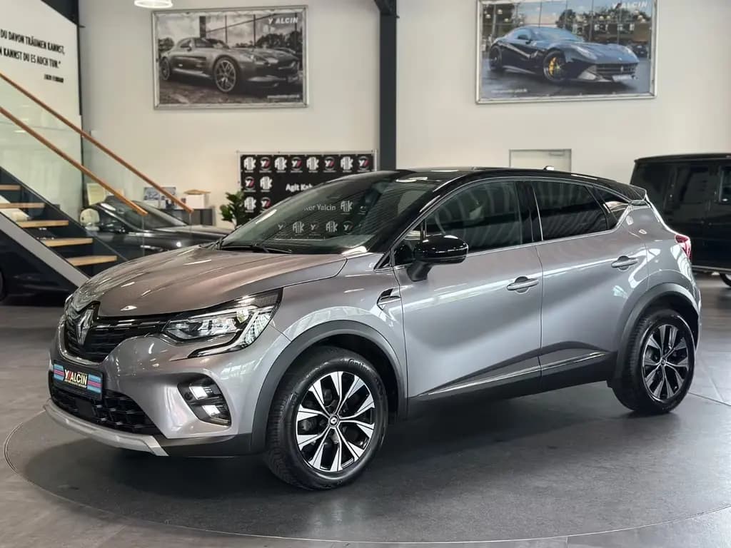 Main__Slider__Photo:Renault Captur 140 EDC Techno 1.HA/S-HE/ACC/VIRT.COC/LM 12/2023-0