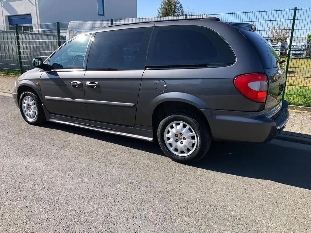 Main__Slider__Photo:Chrysler Grand Voyager Behindertenger FR. ... 07/2007-0