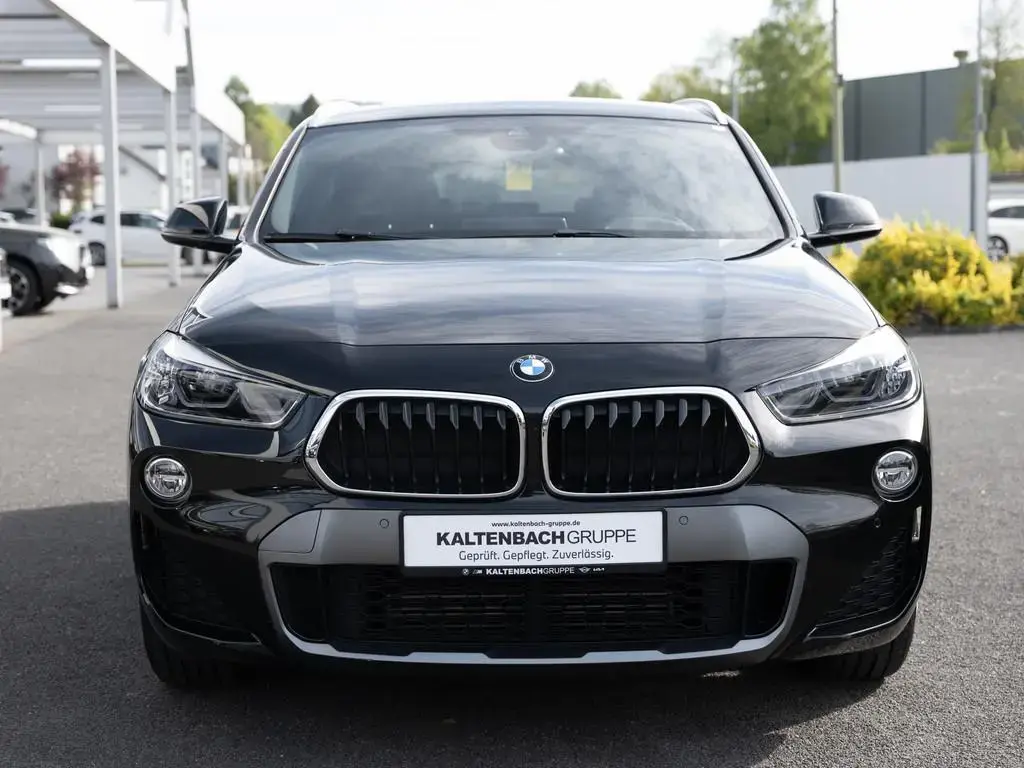 Main__Slider__Photo:BMW X2 sDrive 20i M-Sport X PANO AHK HUD LED W-LAN 06/2020-1
