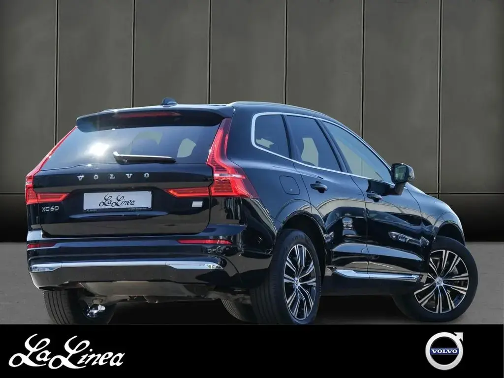 Main__Slider__Photo:Volvo XC60 T6 Inscription Pano 04/2022-1