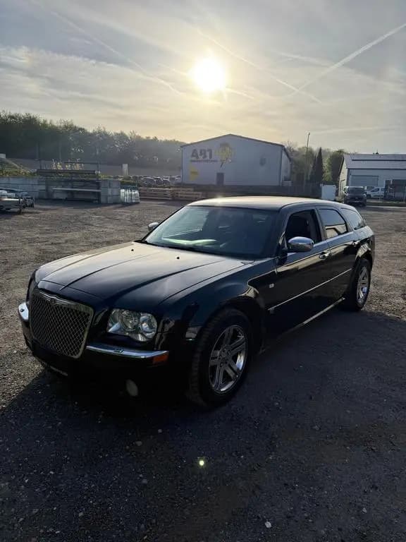 Main__Slider__Photo:Chrysler 300C Touring 3.0 CRD 05/2006-0
