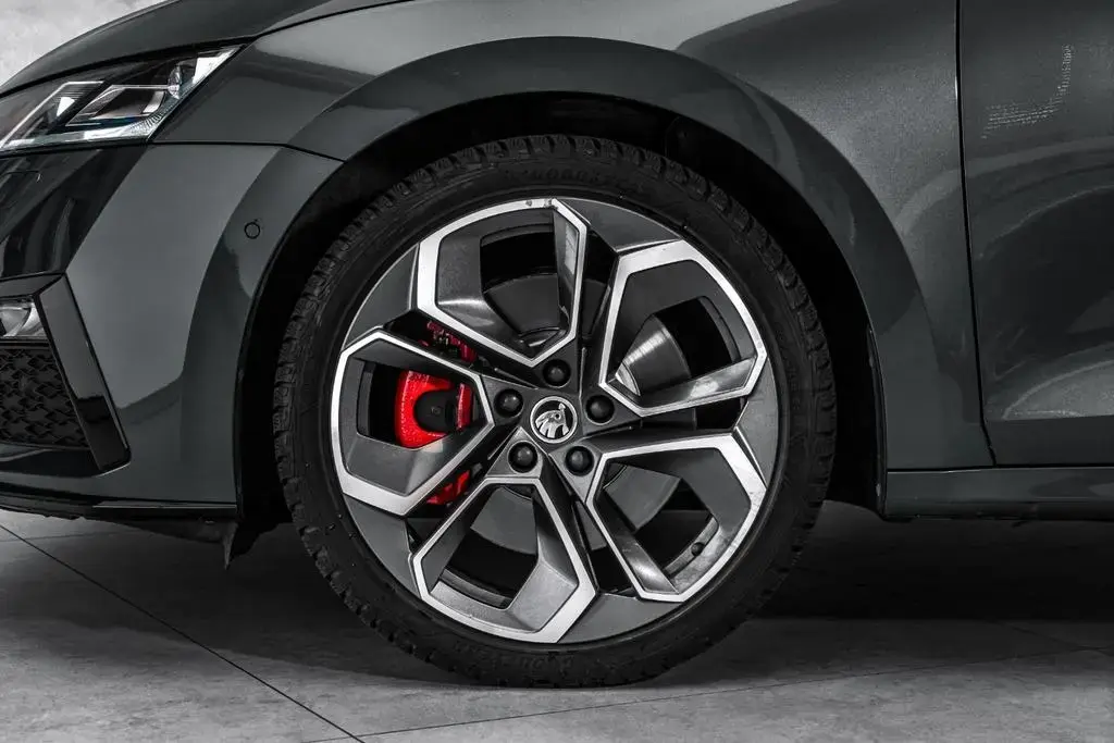 Main__Slider__Photo:Skoda Octavia Lim. RS 2,0TSI DSG*Stand*Canton 05/2021-1