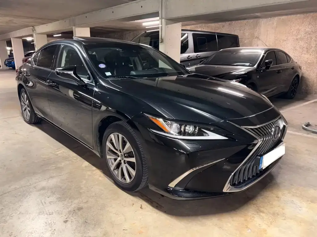 Main__Slider__Photo:Lexus ES 300H BUSINESS PLUS MY21 02/2021-1