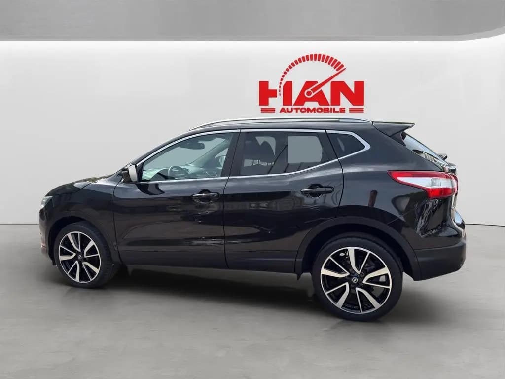 Main__Slider__Photo:Nissan Qashqai Tekna/360°Navi/Leder/SHZ 04/2017-0