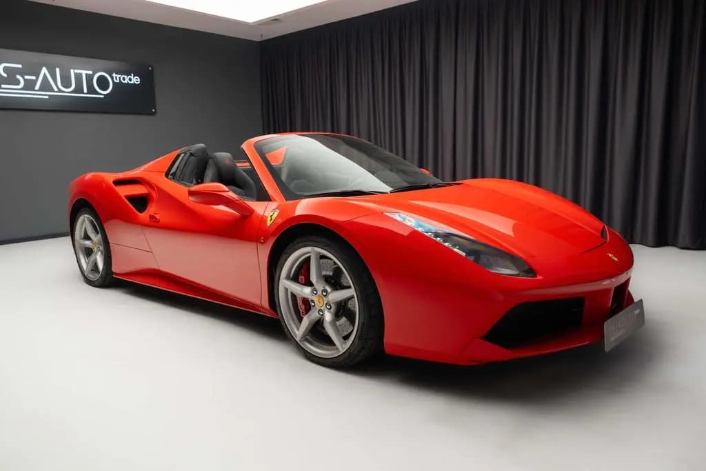 Main__Slider__Photo:Ferrari 488 Spider 08/2019-0
