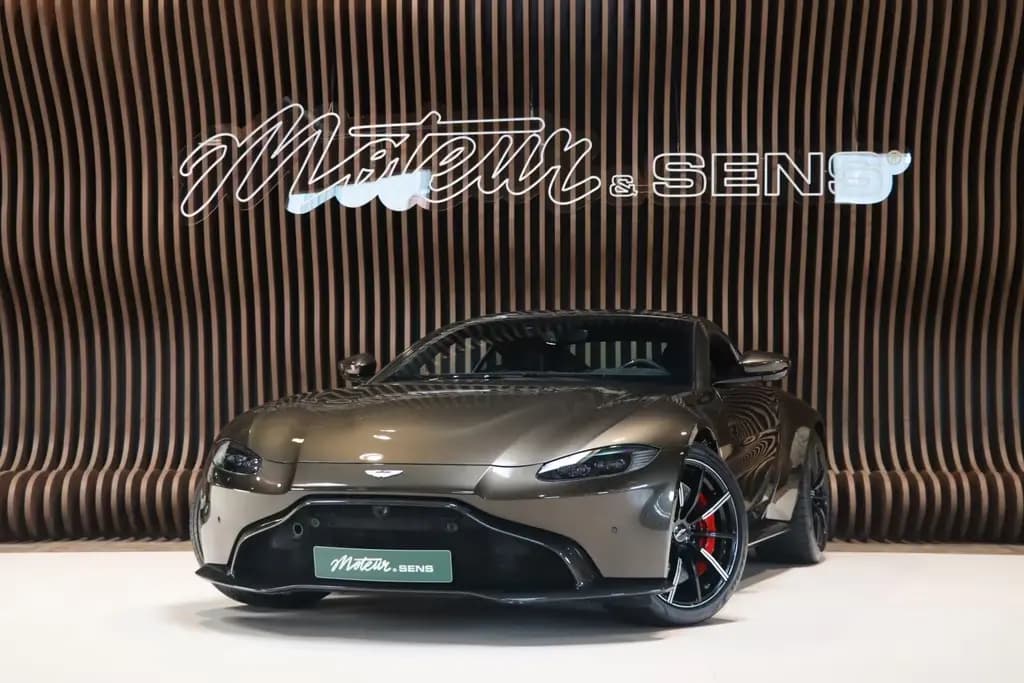 Main__Slider__Photo:Aston Martin V8 Vantage V8 New Vantage - Perfect Condition - Full Carbon 08/2018-0