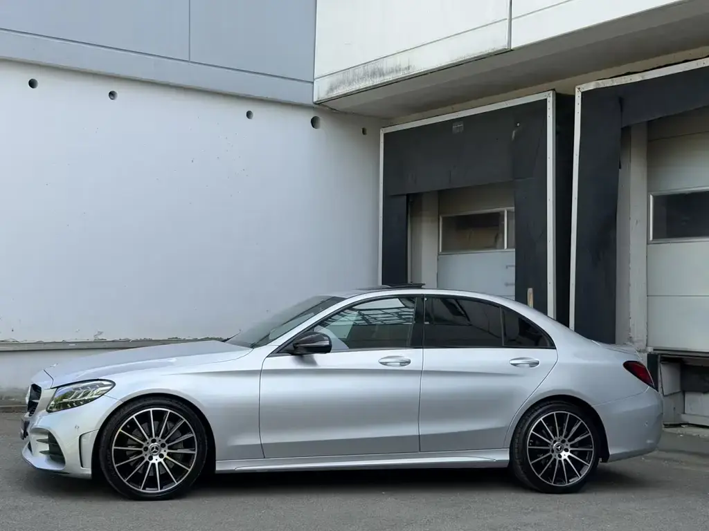 Main__Slider__Photo:Mercedes-Benz C-Class 300 D AMG Night LED Schiebedach Rü-Kamera 19" 07/2021-1