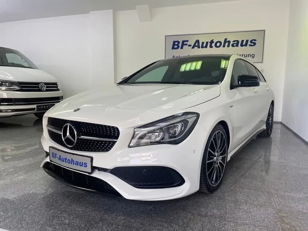Main__Slider__Photo:Mercedes-Benz CLA 200 Shooting Brake /EDITION/AMG/PANORAMA-Dach 03/2018-0
