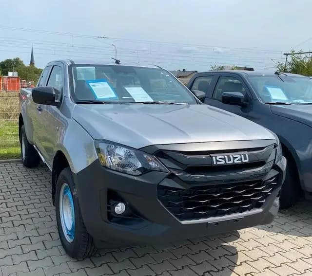 Main__Slider__Photo:Isuzu D-Max 4x4 L A/T SpaceCab null-0