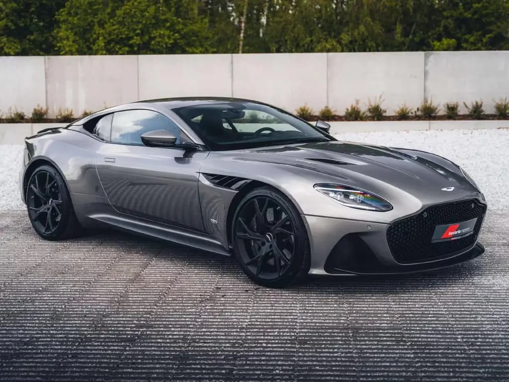 Main__Slider__Photo:Aston Martin DBS Superleggera / Tungsten Silver / Belgian / 2 04/2019-0