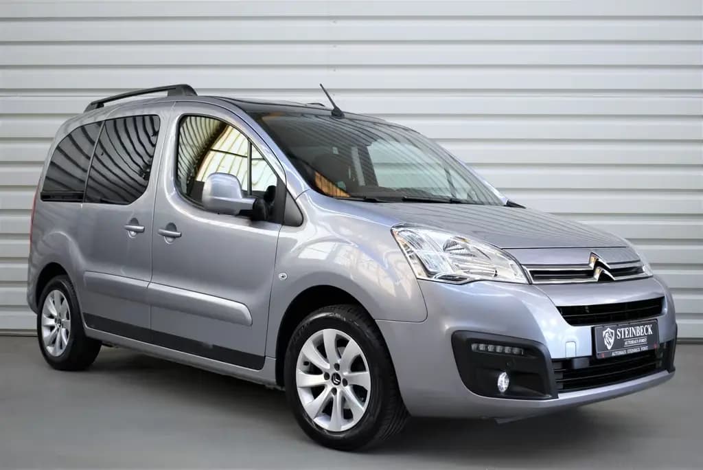 Main__Slider__Photo:Citroën Berlingo Kombi Shine+1.Hand+Tempomat+PDC 11/2016-0