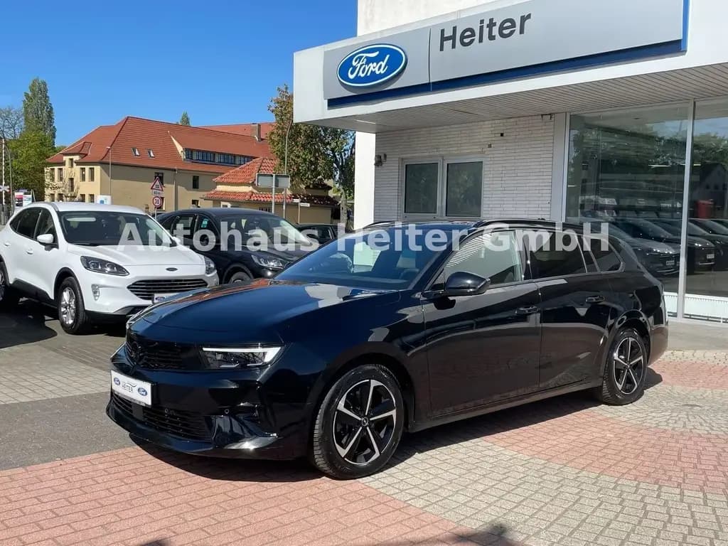 Main__Slider__Photo:Opel Astra 1.2 ST GS / Schiebedach+360°+Head-UP 05/2025-0