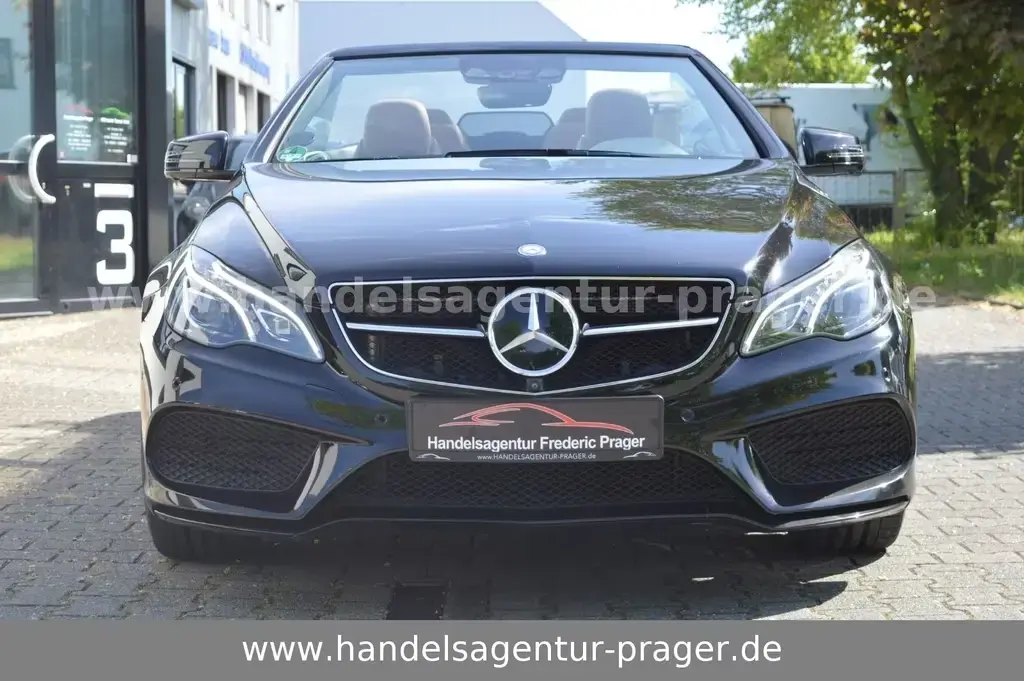 Main__Slider__Photo:Mercedes-Benz E 400 E400 Cabrio AMG H/K 360view Sitzlüftung 12/2015-1