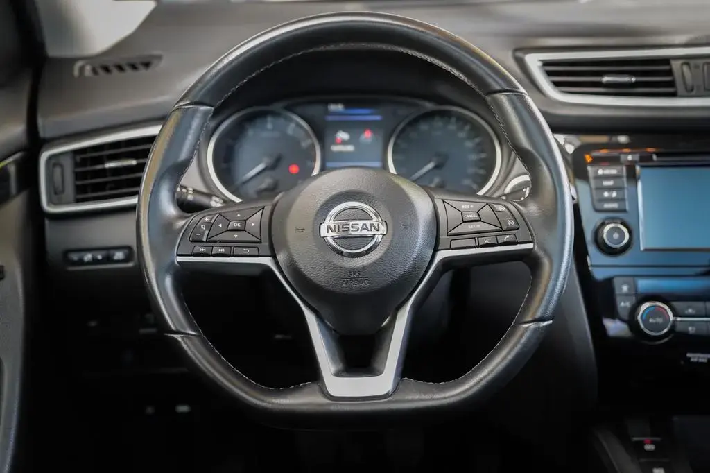 Main__Slider__Photo:Nissan Qashqai Zama *SHZ/Klimaaut./Scheckheft* 04/2021-1