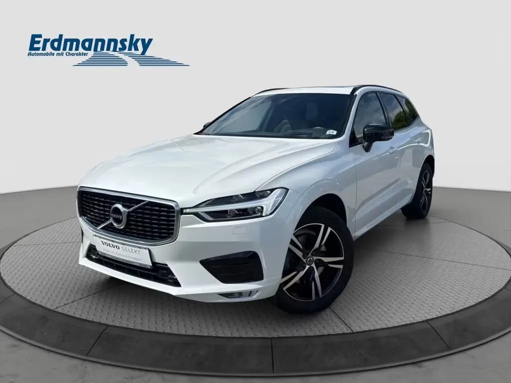 Main__Slider__Photo:Volvo XC60 T4 R-Design/AHK/Pano/HuD/Kam/BLIS/DAB/H&K 07/2020-0