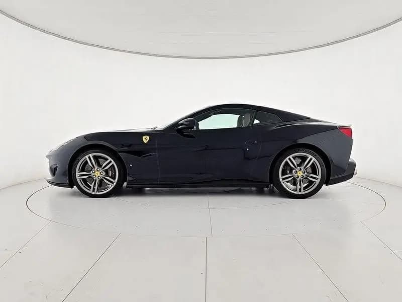 Main__Slider__Photo:Ferrari Portofino Portofino 07/2020-0